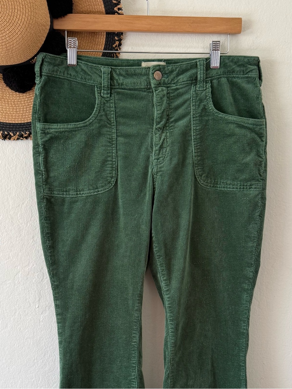 Anthropologie Pilcro The Icon Green Flare Leg Corduroy Pants Size 32 - Picture 10 of 16